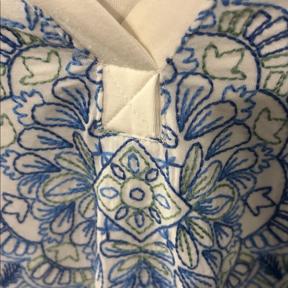 Ruby Rd. Cream Blouse with Blue Floral Embroidery size large - Picture 3 of 5